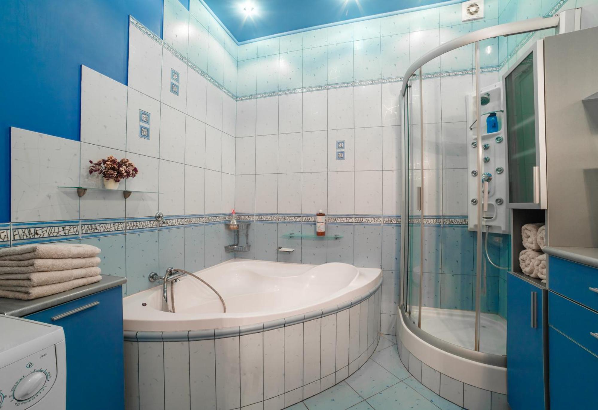 Modern Apartment On Mechnikova Street 18 利沃夫 外观 照片