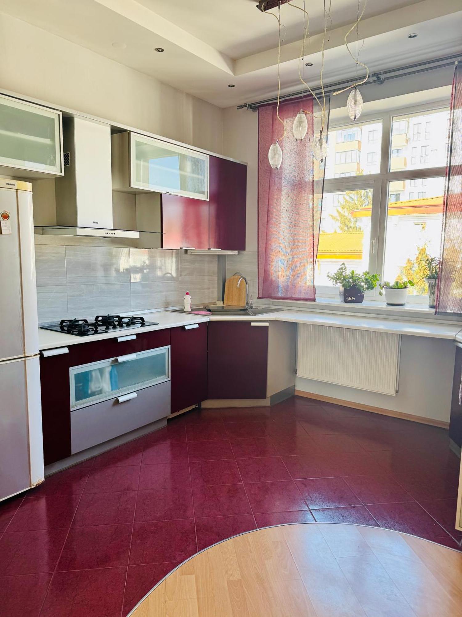 Modern Apartment On Mechnikova Street 18 利沃夫 外观 照片