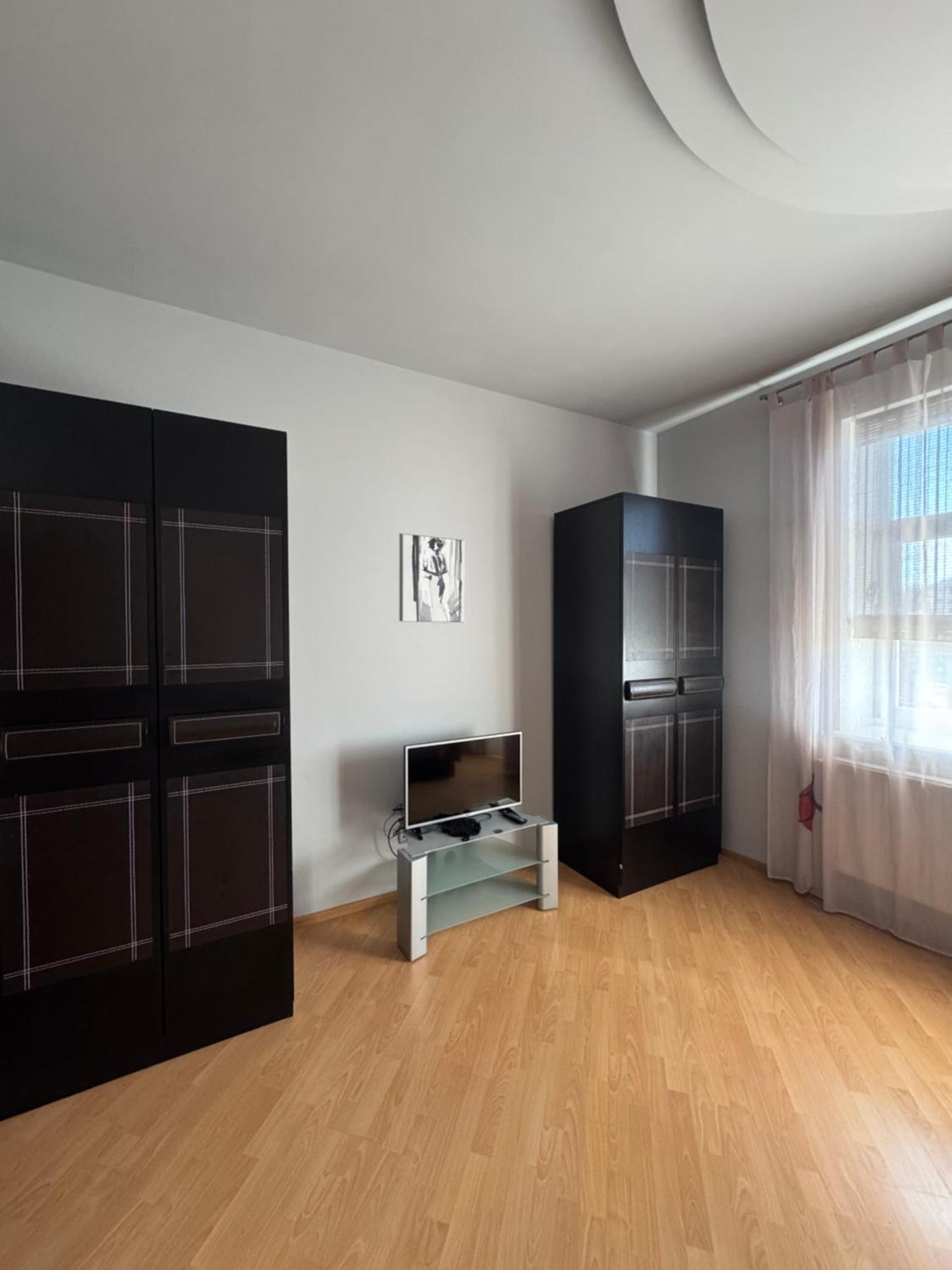 Modern Apartment On Mechnikova Street 18 利沃夫 外观 照片